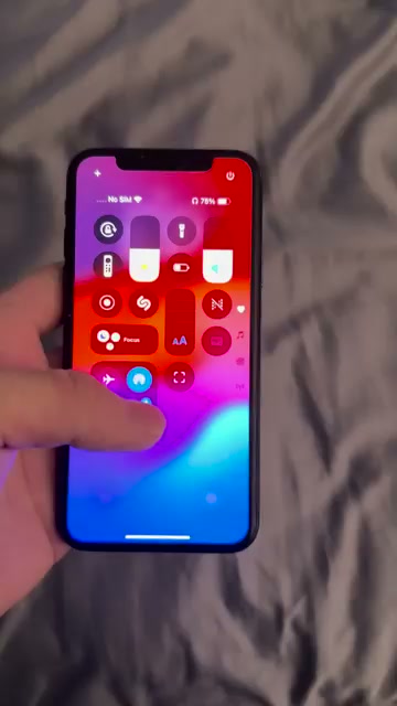 Daily Trivia: Say goodbye to car sickness with iOS 18! illustration